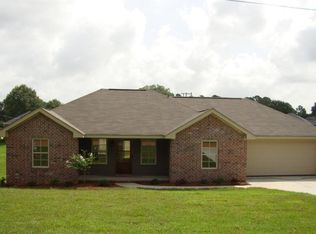 216 Collins Rd, Petal, MS 39465