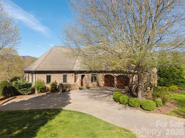 14 Golfside Ct, Arden, NC 28704