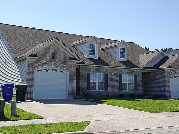 3rd image of 3904 Granada Dr Unit B