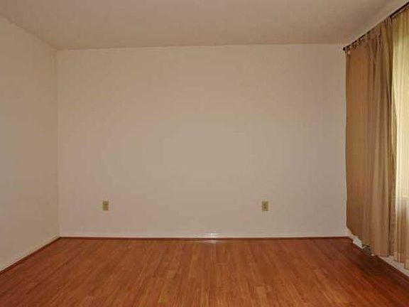 3rd image of 5415 Eveningwood Ln