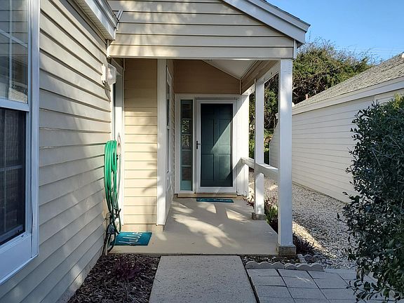 2nd image of 176 Turtle Cove Ct