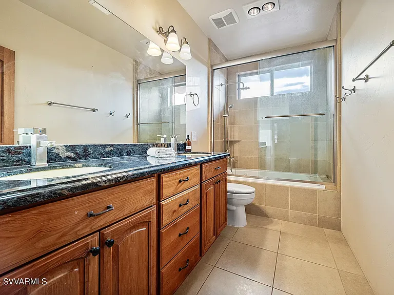 Casita Bathroom