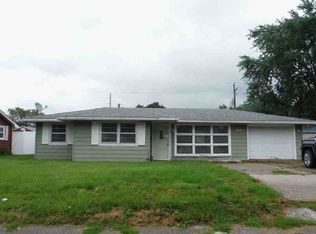 2309 10th St, Silvis, IL 61282