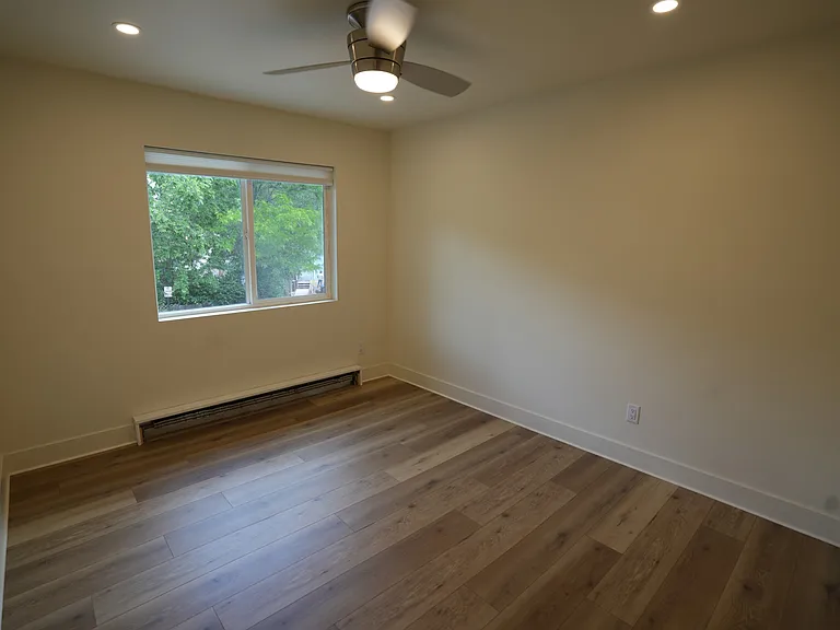 625 Davis Dr #4 — Photo 14