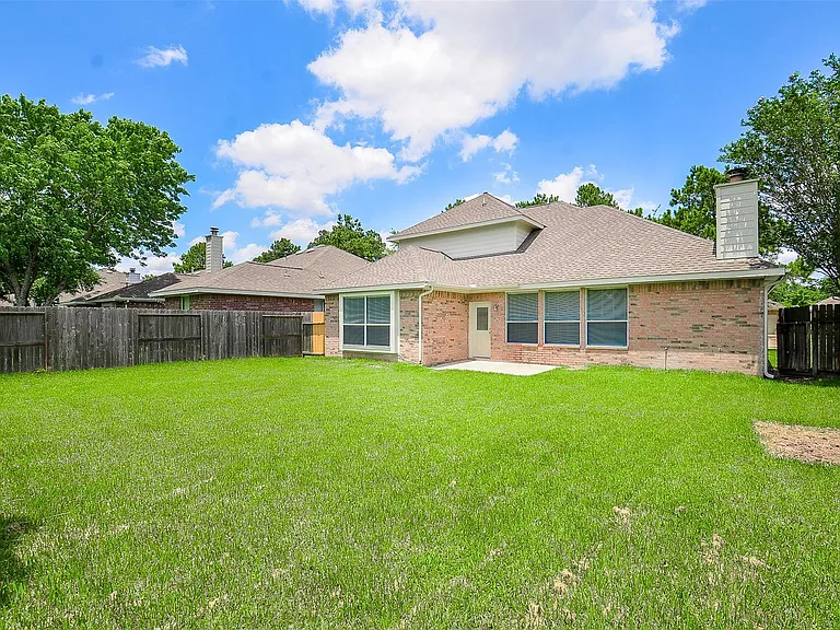 23751 River Place Dr — Photo 30