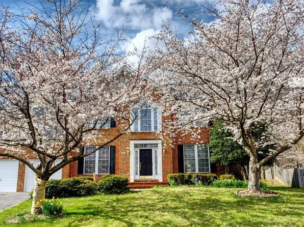 3002 Novak Ter, Burtonsville, MD 20866