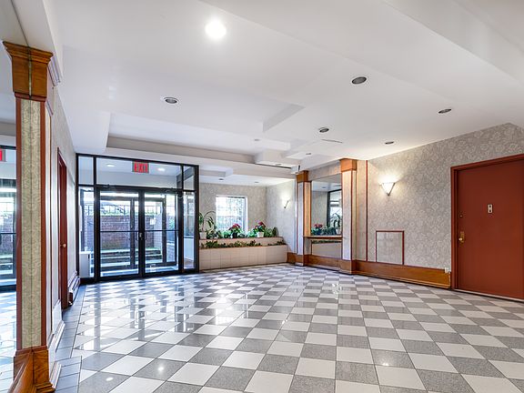 2nd image of 14074 34th Ave APT 1B