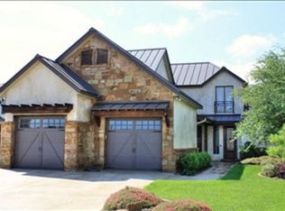 1313 Gruene Leaf Dr, New Braunfels, TX 78130