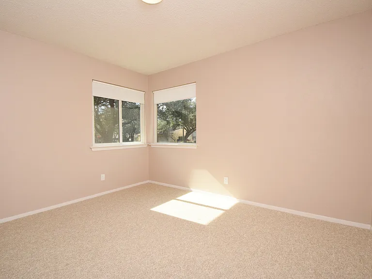 12005 Cabana Ln — Photo 14