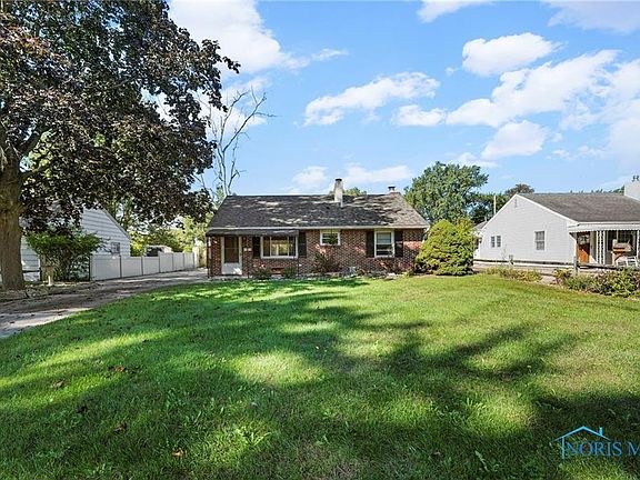 2nd image of 5711 Elliott Dr