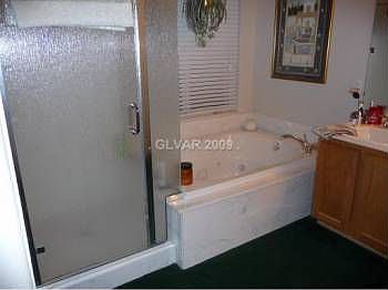 5th image of 9721 Leberger Ave