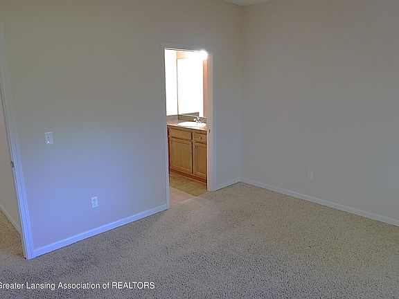 5th image of 15122 Via Carmella Dr