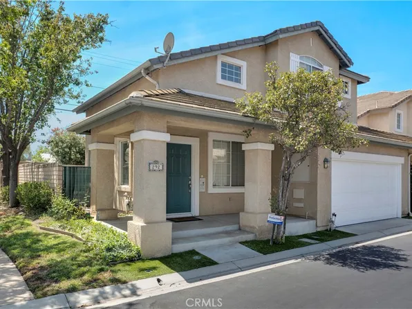 292 Edgemire Ln, Simi Valley, CA 93065