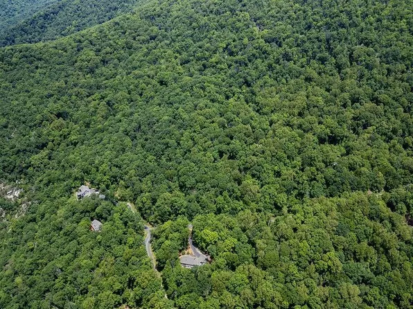 631 Far Knob Climb, Nellysford, VA 22958