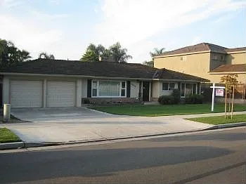3032 Merle Ave photo 1