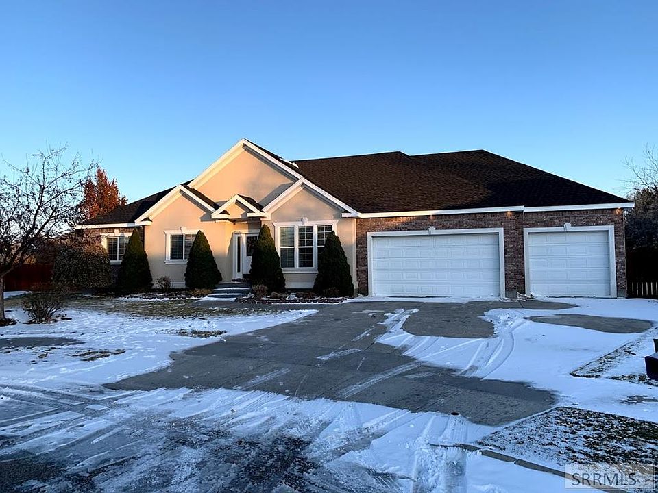 1st image of 361 Kings Mill Cir