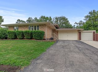 2N439 Virginia Ave, Glen Ellyn, IL 60137