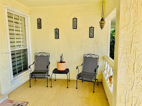 5th image of 6637 Emerald Lake Dr