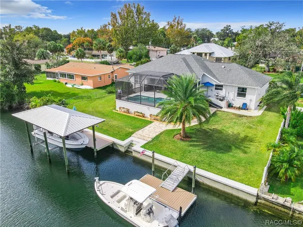 1117 SE Paradise Ave, Crystal River, FL 34429