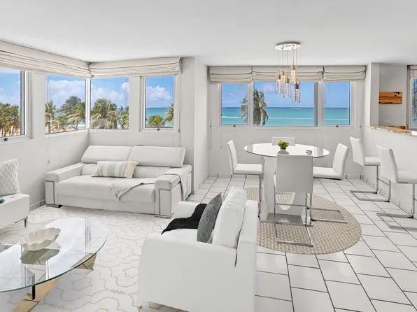 5245 Avenue Isla Verde #202, Carolina, PR 00979