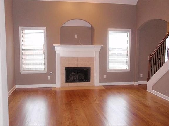 4th image of 7453 Morgan House Dr