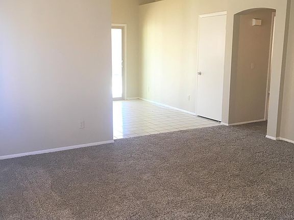 3rd image of 4811 N 87th Ave