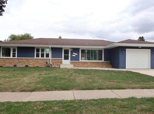 2711 Hyacinth Ave, Janesville, WI 53545