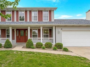 515 Brookneal Dr, Saint Charles, MO