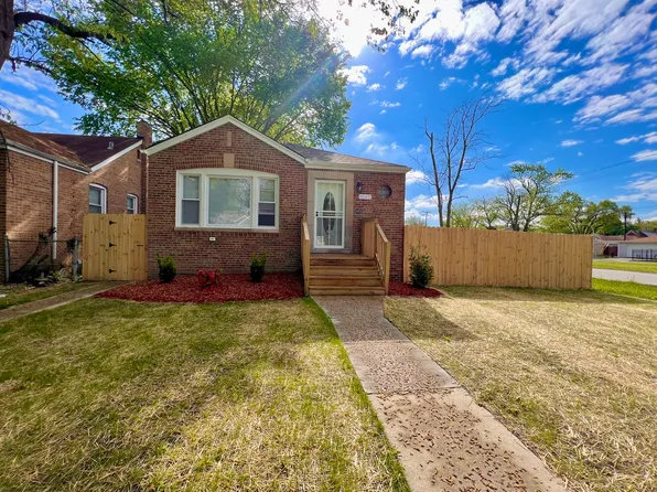 (undisclosed Address), Chicago, IL 60628