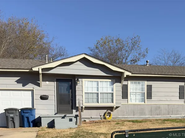 311 W 65th St N, Tulsa, OK 74126