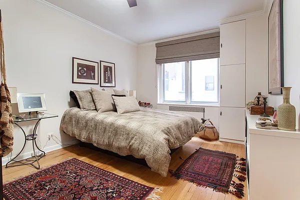 Sold by Ogtagon Corp | media 10