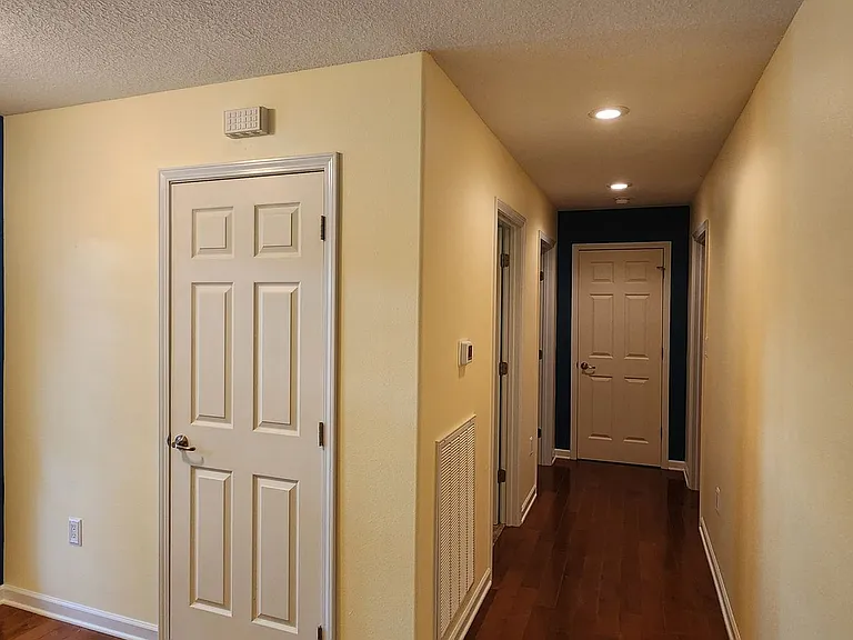 17 Marquette Ct — Photo 7