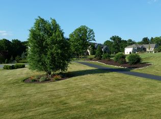 71 Millstone Ct, Bangor, PA 18013