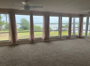 16217 Andrews Cir, Cedar Key, FL 32625