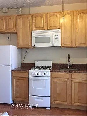 Rented by Voda Bauer Real Estate | media 16