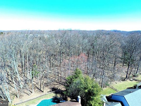 5th image of 198 Fairhill Dr