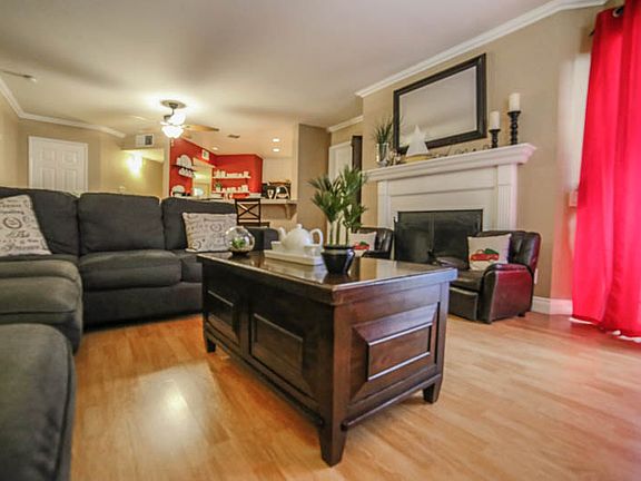4th image of 3605 E Anaheim St Unit 219