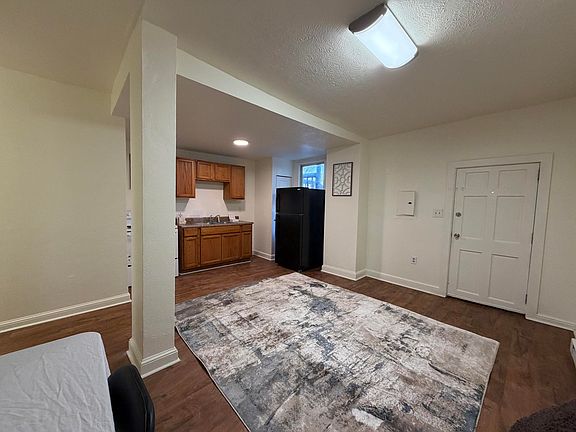 3rd image of 1209 Chapman Ave SW APT B
