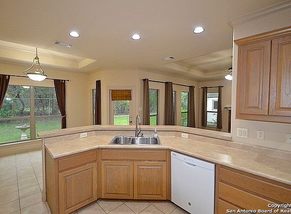 5th image of 362 Deer Creek Dr