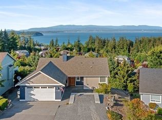 1133 Rolling Dr, Camano Island, WA