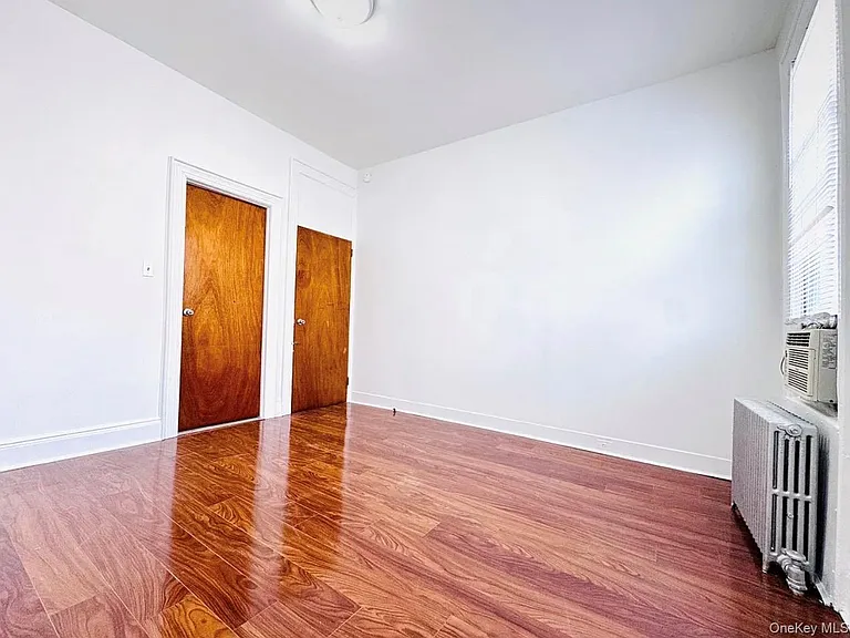 6707 Forest Ave #2L — Photo 2