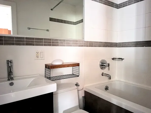 245 Frost Street image 7 of 14