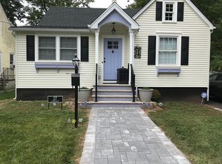 27 Laureldale Ave, Metuchen, NJ
