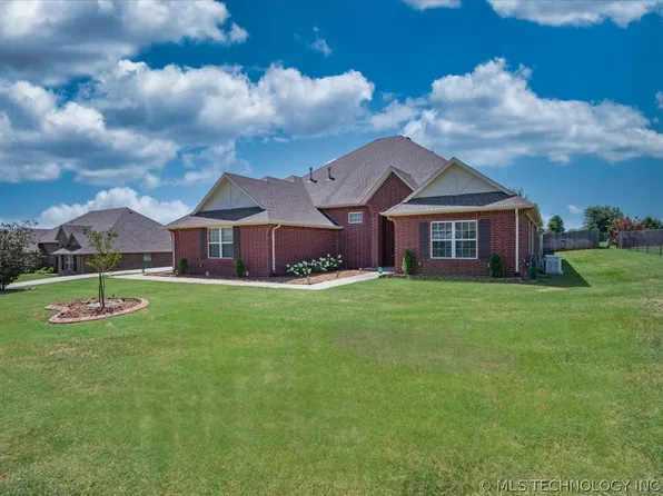 5800 SE 142nd St, Oklahoma City, OK 73165