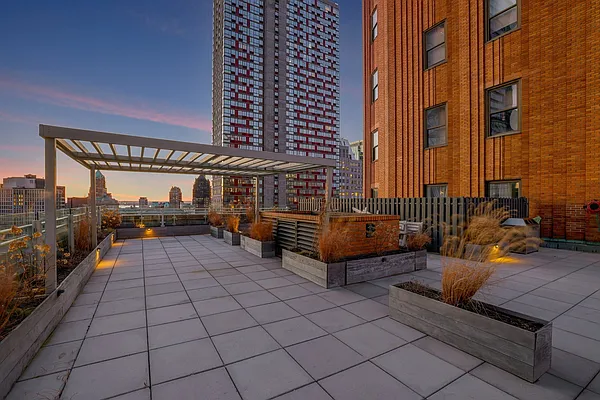 Sold by Coldwell Banker American Homes | media 11