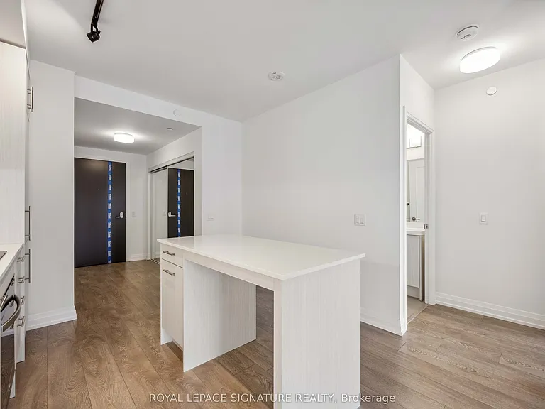 286 Main St #2405 — Photo 12
