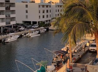 3601 NE 170th St APT 207, North Miami Beach, FL 33160