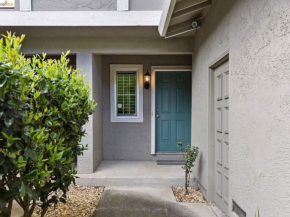 2nd image of 69 Mountain Valley St