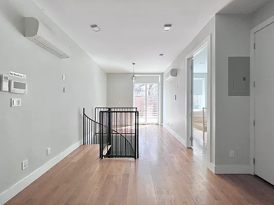 Rented by Doorway NYC, LLC | media 9