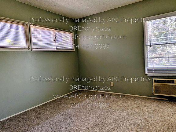 5th image of 1022 N Baker St